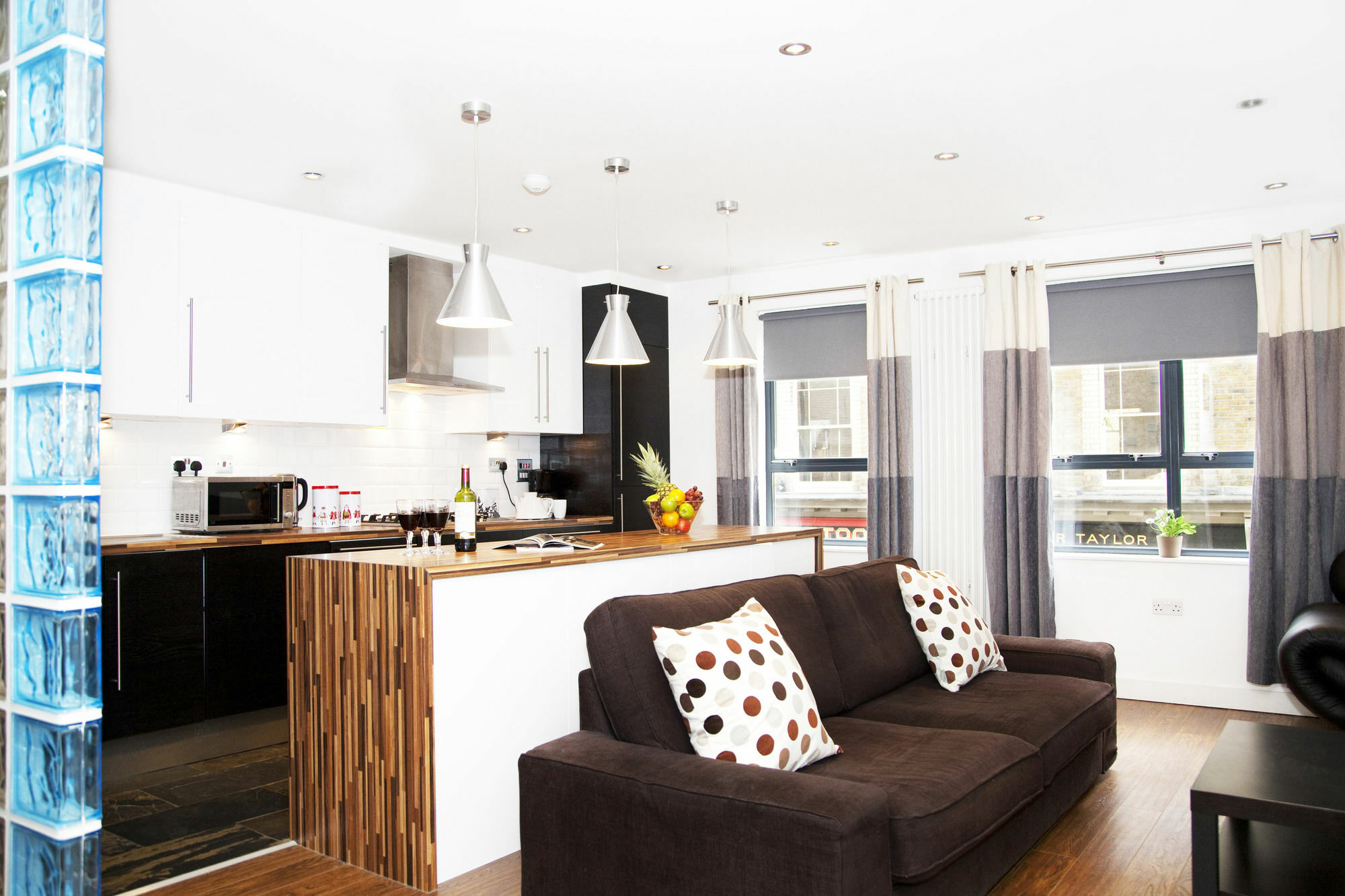 Tower Bridge Superior Apartments Londra Esterno foto