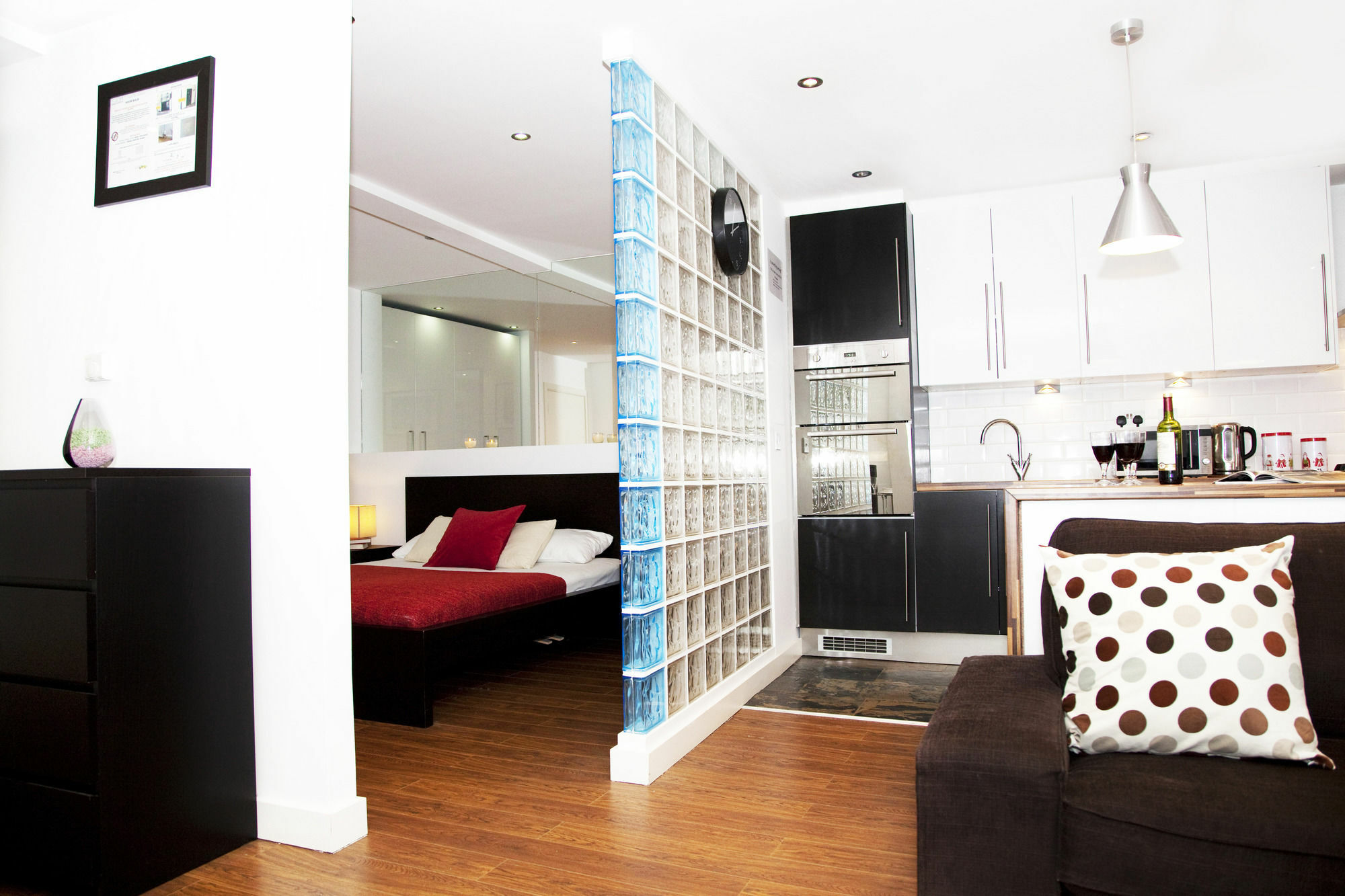 Tower Bridge Superior Apartments Londra Esterno foto